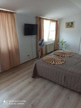 Отель Hotel Andreevsky Винница-0