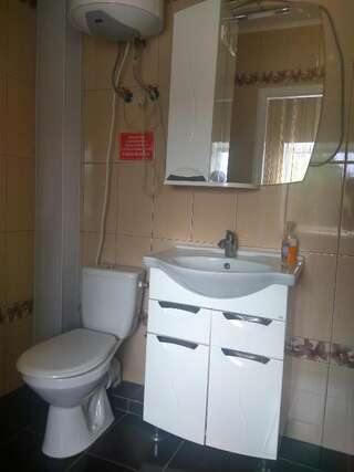 Отель Hotel Andreevsky Винница Люкс с кроватью размера «king-size»-7